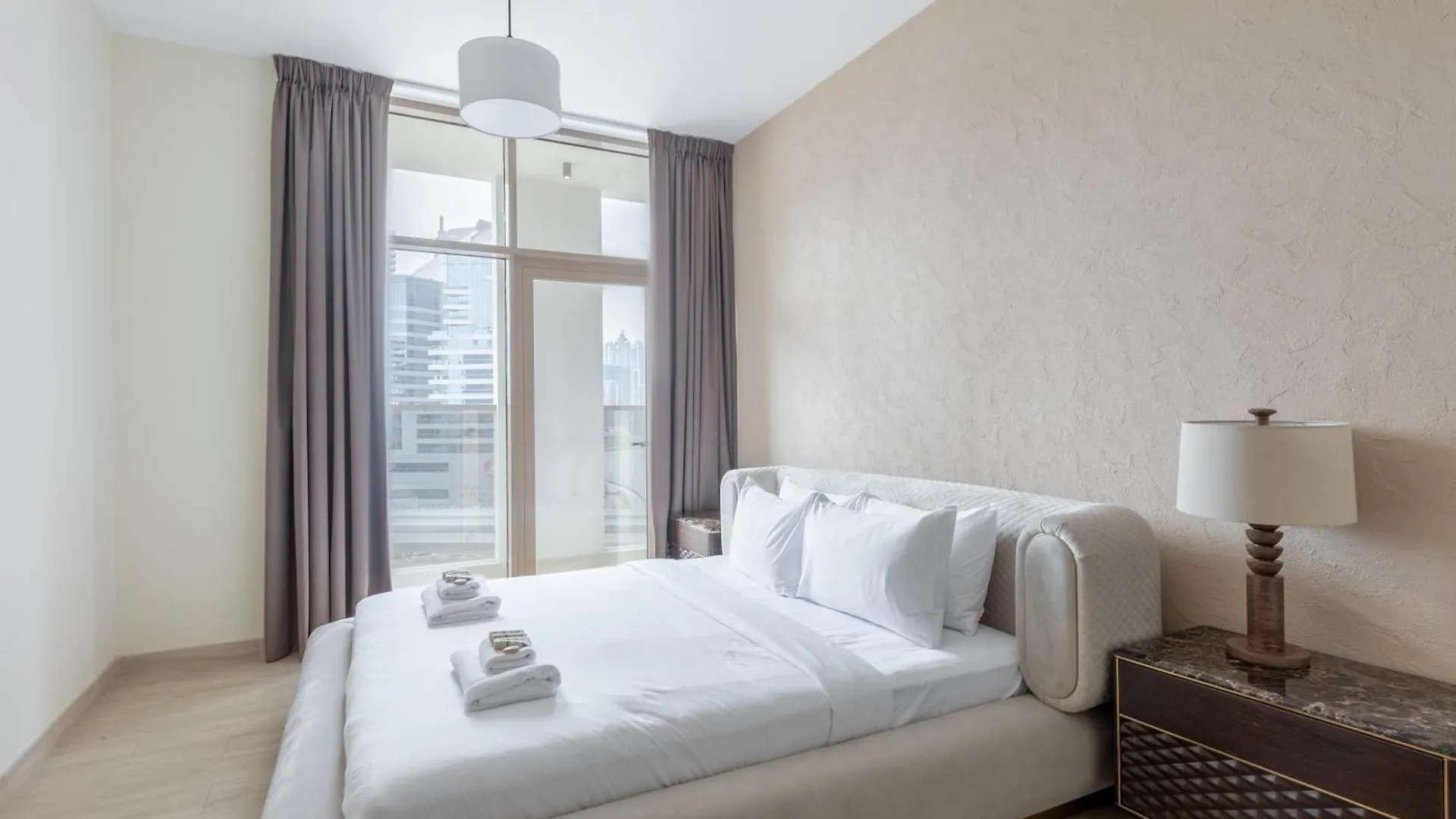 Canal View, Partial Burj Khalifa View, Brand New Dubai Apartment